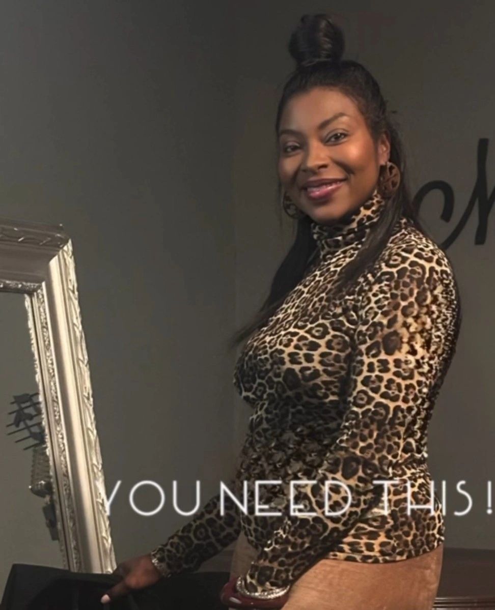 Tempting Leopard Turtleneck