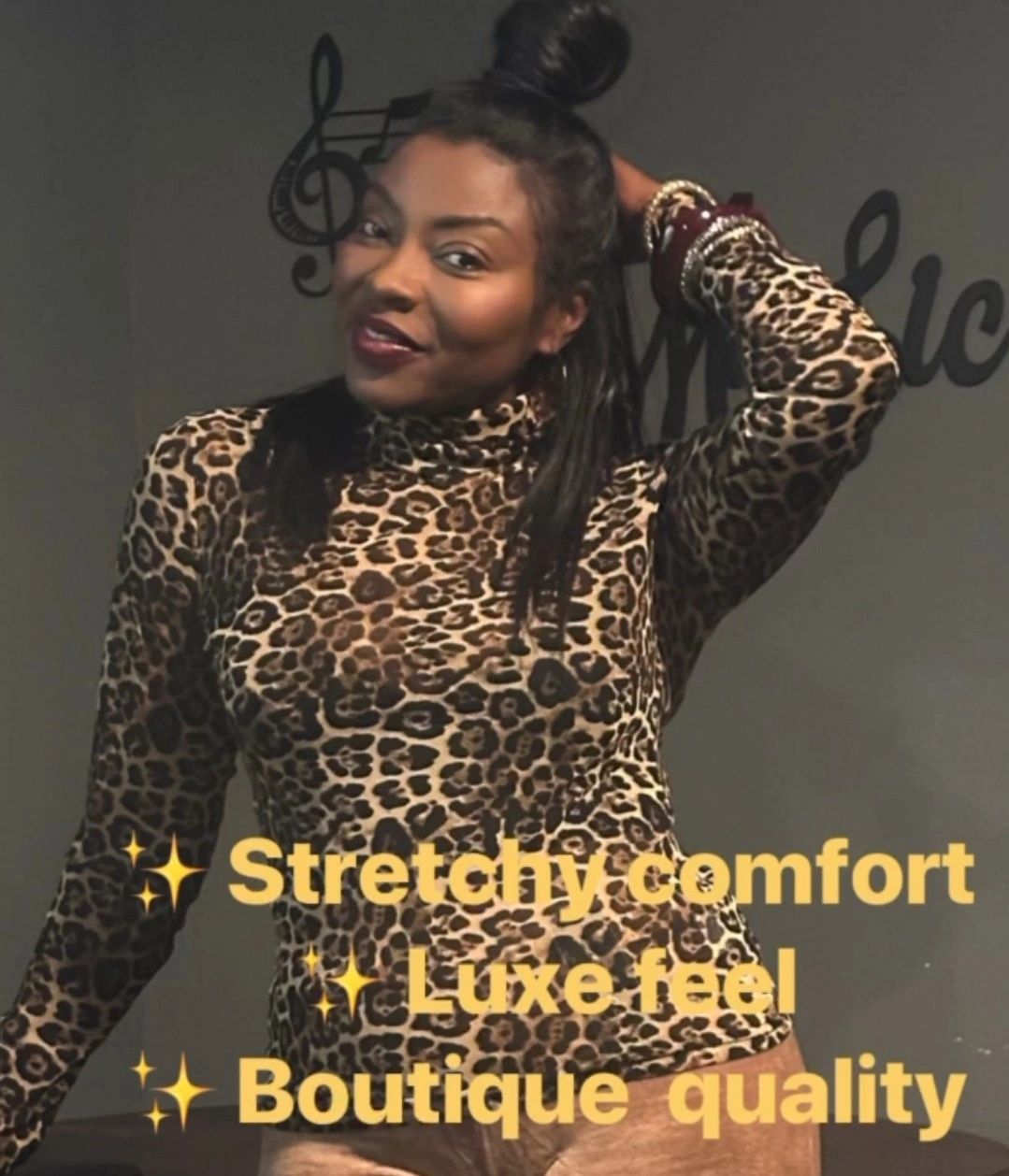 Tempting Leopard Turtleneck