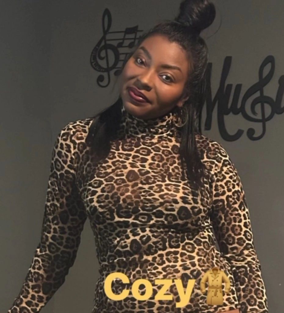 Tempting Leopard Turtleneck