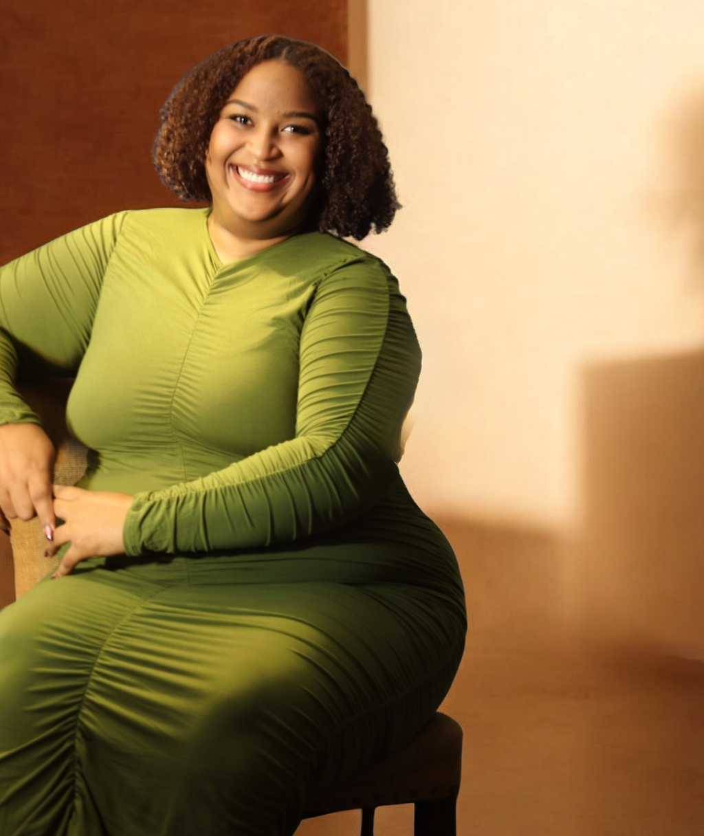 Curvy Ruched Long Sleeve Midi Dress