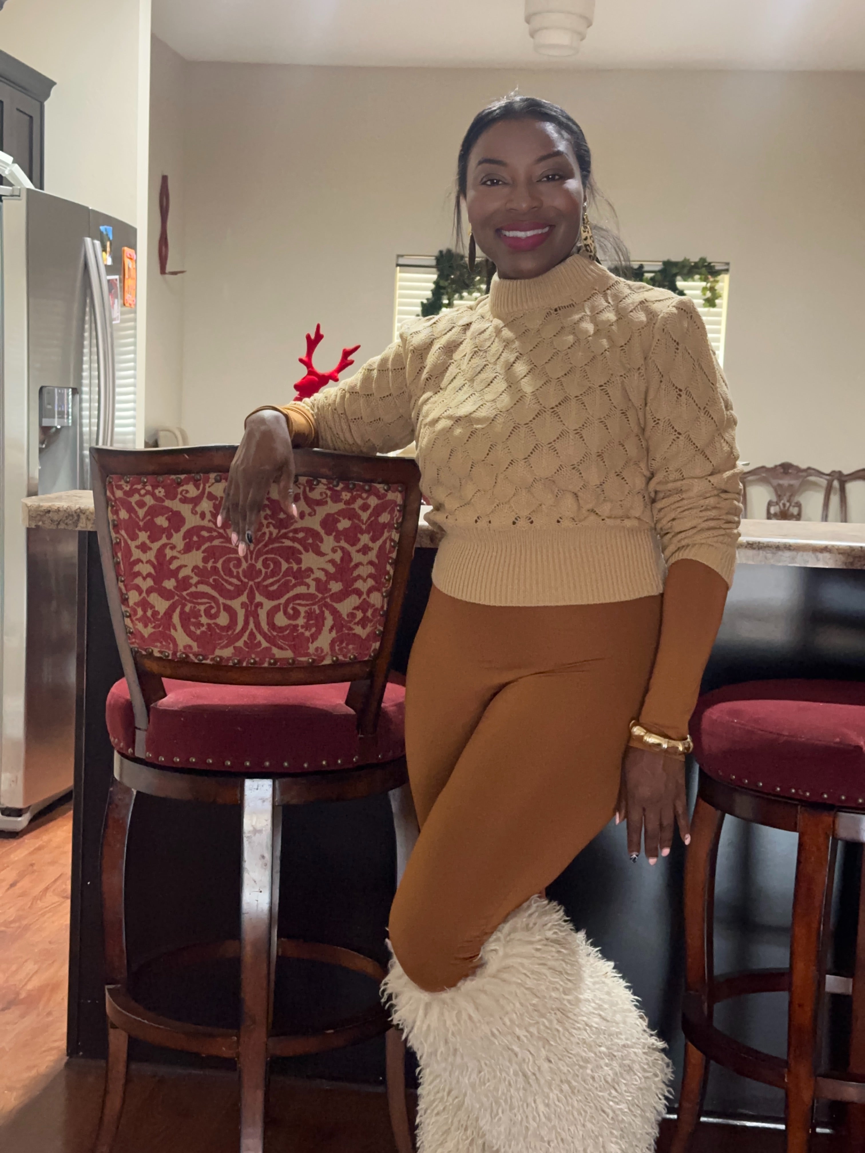Women Scales Pattern Knitted High Neck Sweater